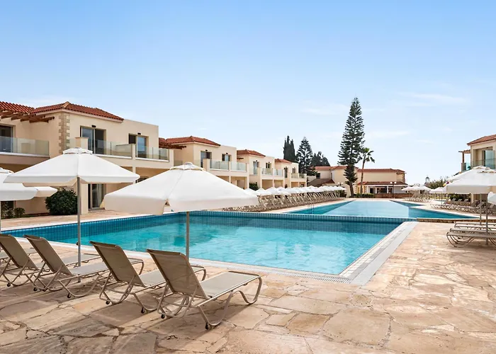 Freij & (adults Only) 4*