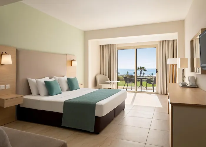 Freij & (adults Only)