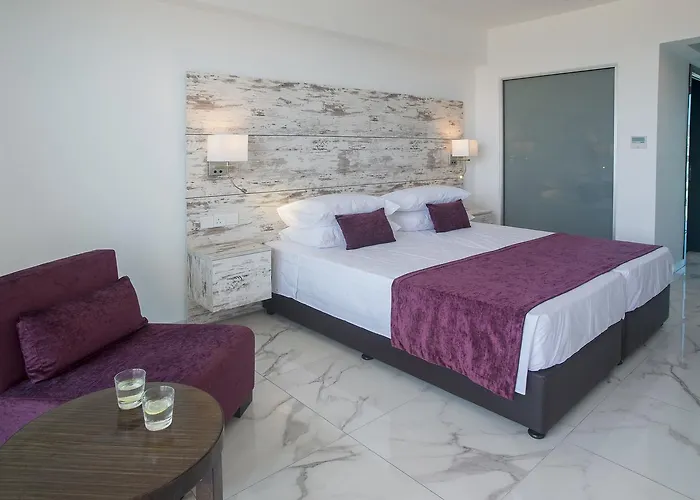 Hotell Freij & (adults Only)