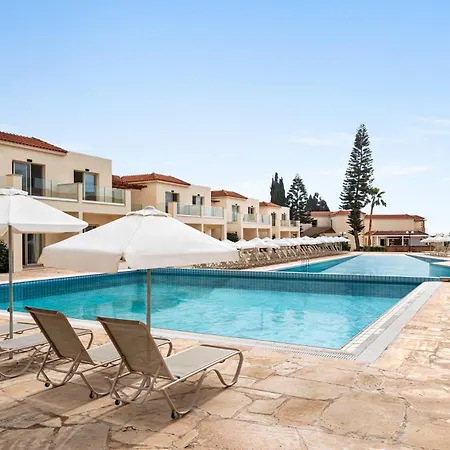 Freij & (adults Only) 4*